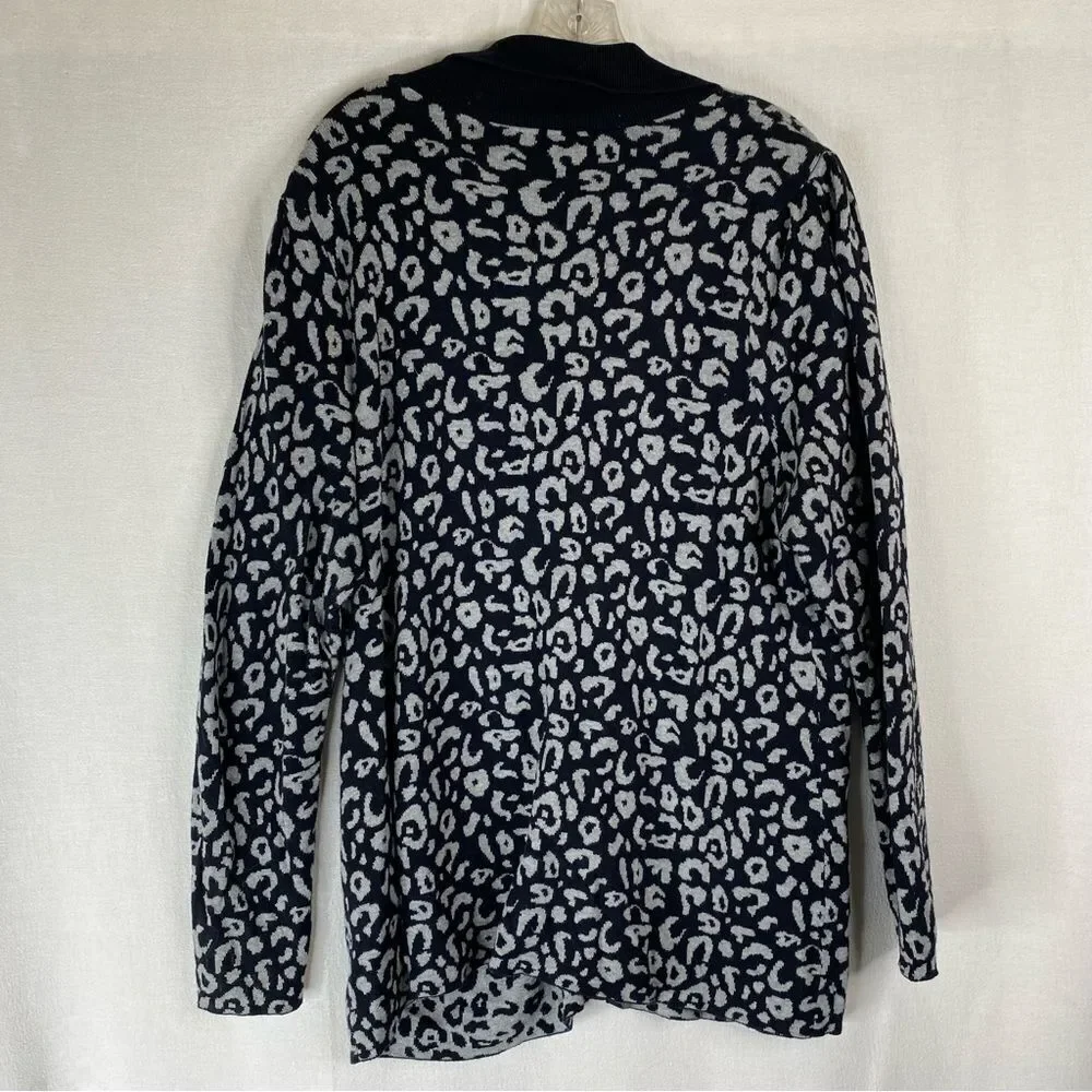 Lane Bryant Cardigan Women’s 18/20 Black Gray Cotton Button Front Animal Print - Picture 6 of 9